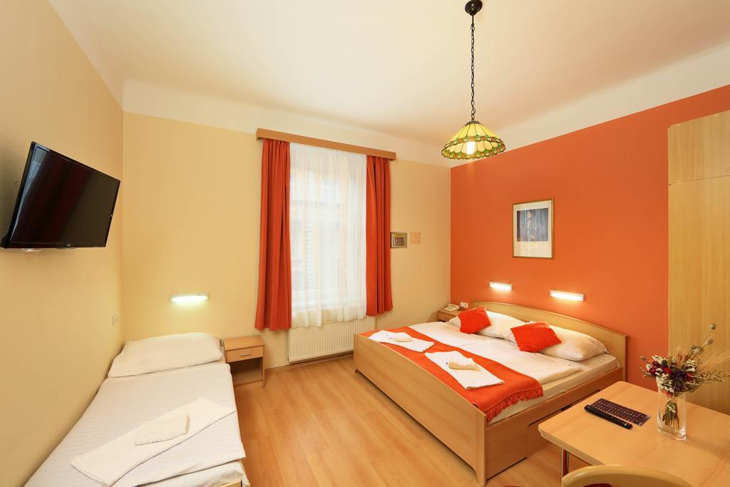 Hotel Golden City Garni Πράγα Εξωτερικό φωτογραφία