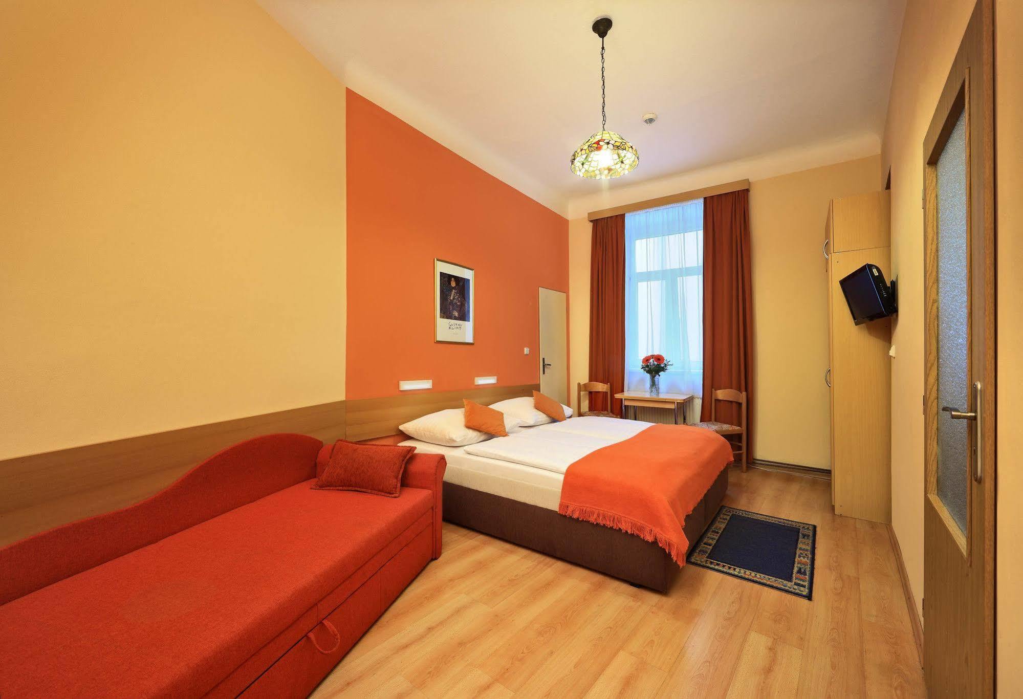 Hotel Golden City Garni Πράγα Εξωτερικό φωτογραφία